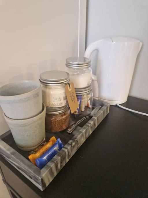 Modern Room With Bathroom, No Kitchen And Your Own Entrance Stockholm Exteriör bild
